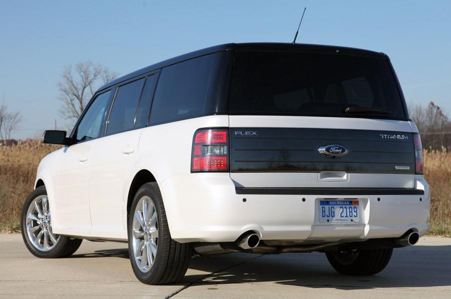  Ford Flex Titanium 2011 года  (фото 25 из 61)